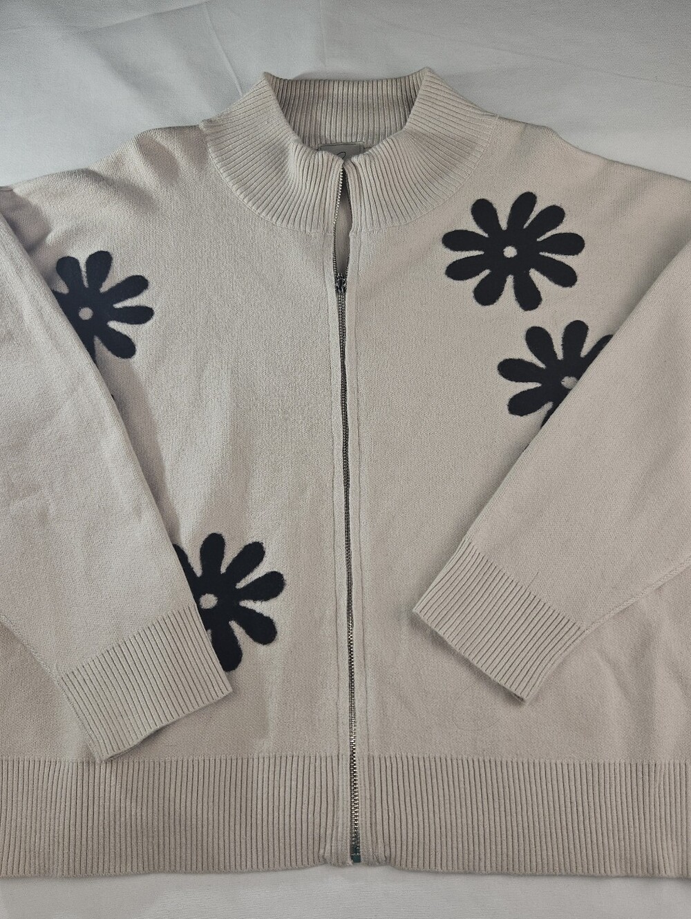 Sioni Women's Full Zip Daisy Print Sweater Hippie Boho 70s Cottage Retro Cozy XL